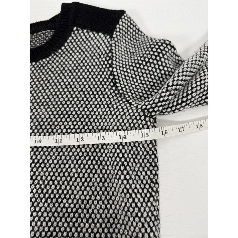 BANANA REPUBLIC Textured Colorblock Pullover Sweater in Black/White Small - Picture 10 of 11